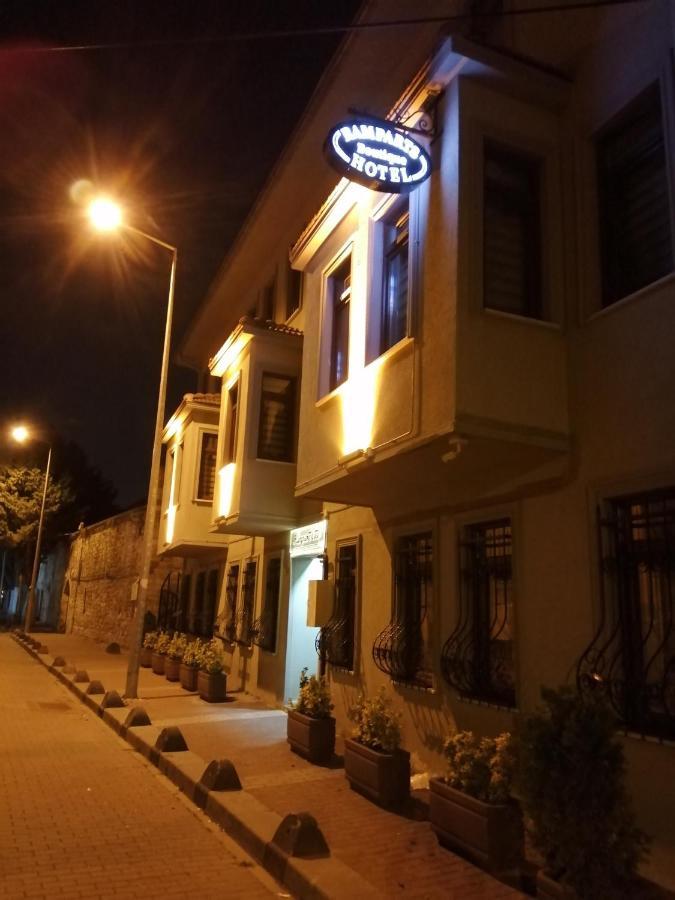 Ramparts Hotel Istanboel Buitenkant foto